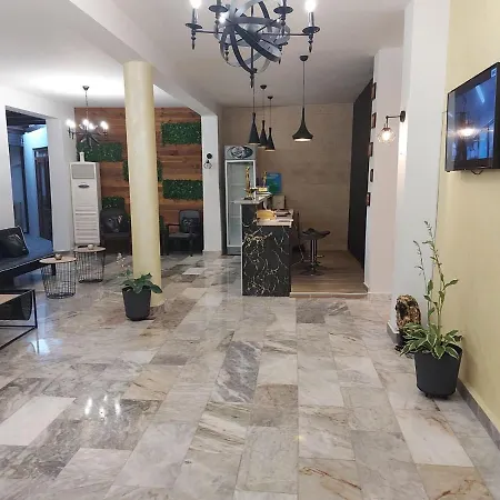 Oman Приморско